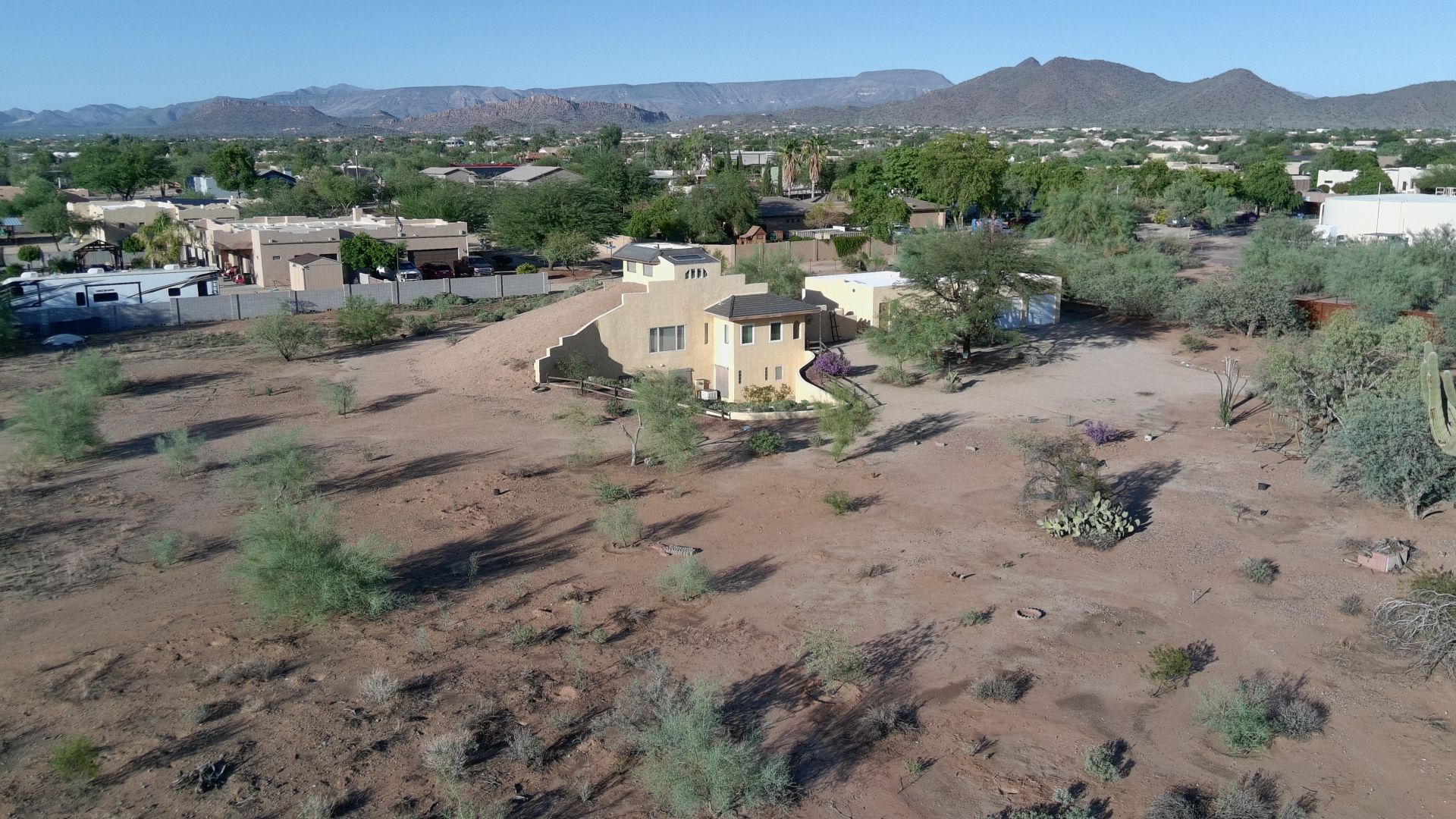Feature image of the Earth-Sheltered Home